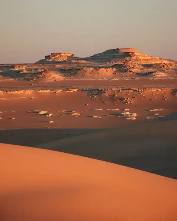 white-desert-rock-formations.jpg Wind-carved rock formations in the White Desert Egypt