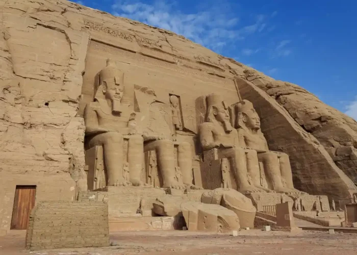 Giant rock-cut statues viewed on our private trip to Abu Simbel and Aswan